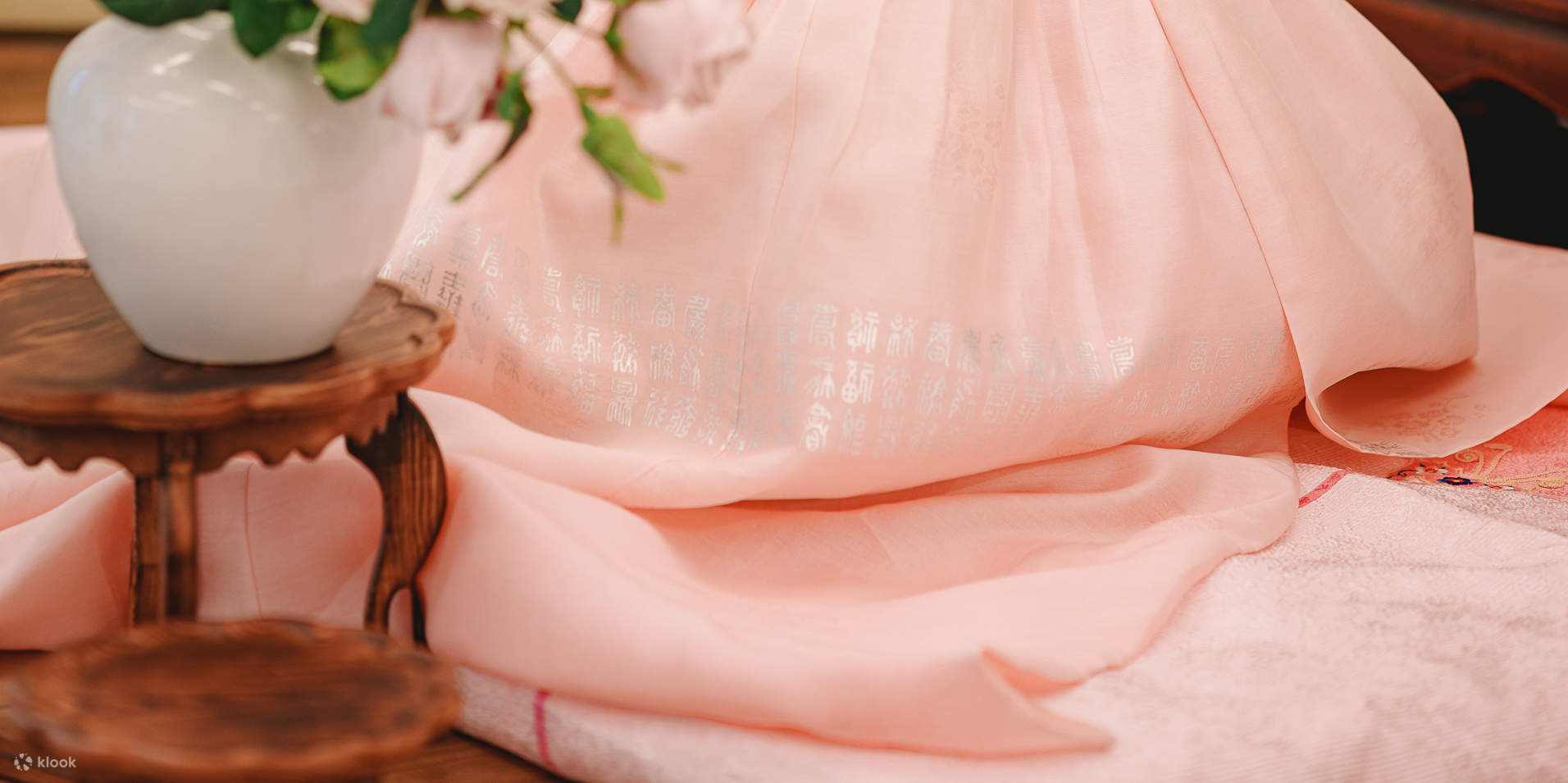 Traditional Hanbok Indoor Studio Photoshoot Experience in Jeju