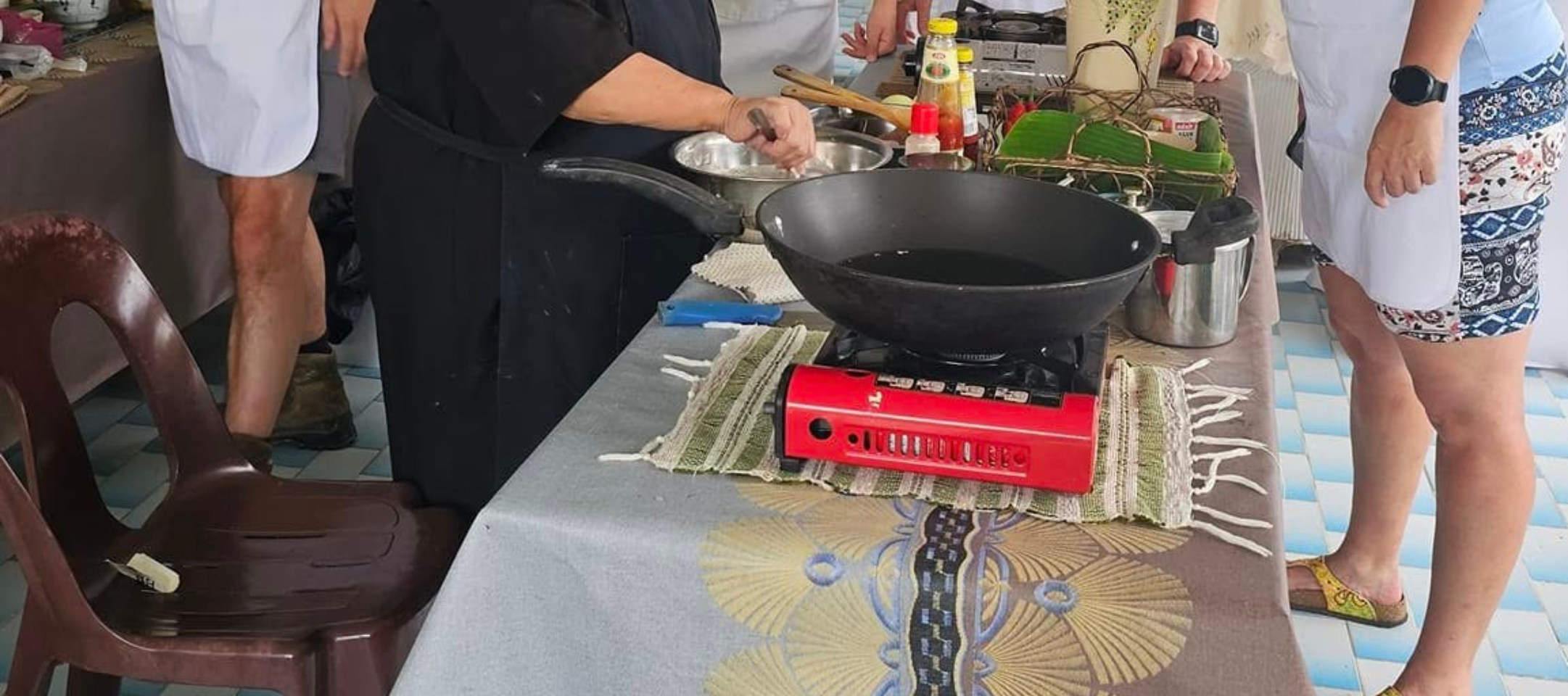 由Puan Halimah主持的烹饪课程。