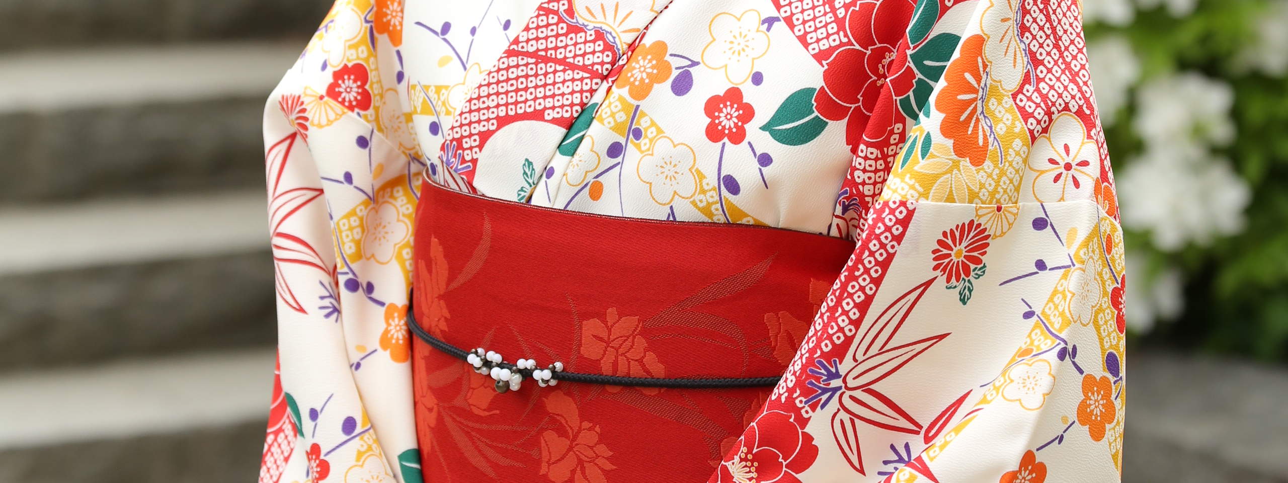 和服租借，款式豐富，包括蕾絲和服、大正浪漫風格和服、振袖等，任您挑選！附髮型設計 & 髮飾無限使用（由東京/淺草愛和服1號店提供）