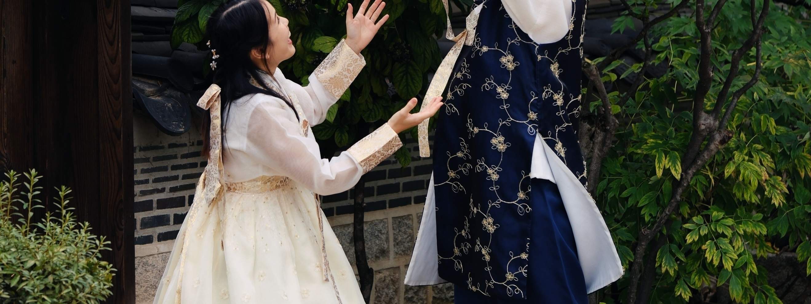 我們的兒童韓服系列從1歲嬰兒的尺碼開始。如需兒童韓服，請選擇“奢華韓服”類別。