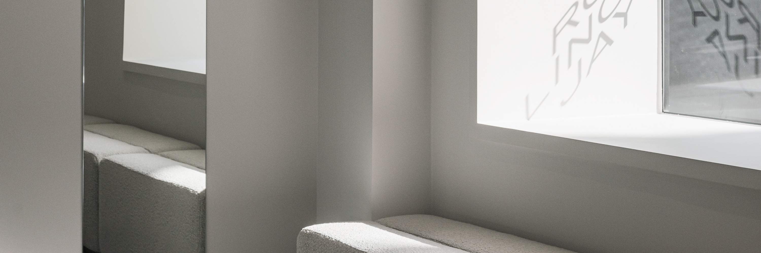 Take pretty pictures from the window where natural light comes in