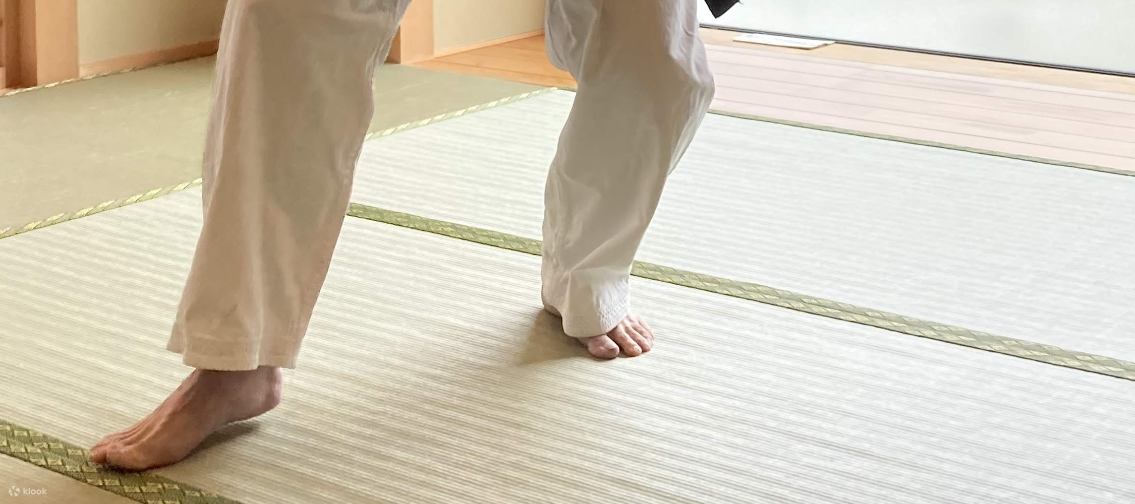 Expérience de calligraphie japonaise et de karaté à Kagoshima