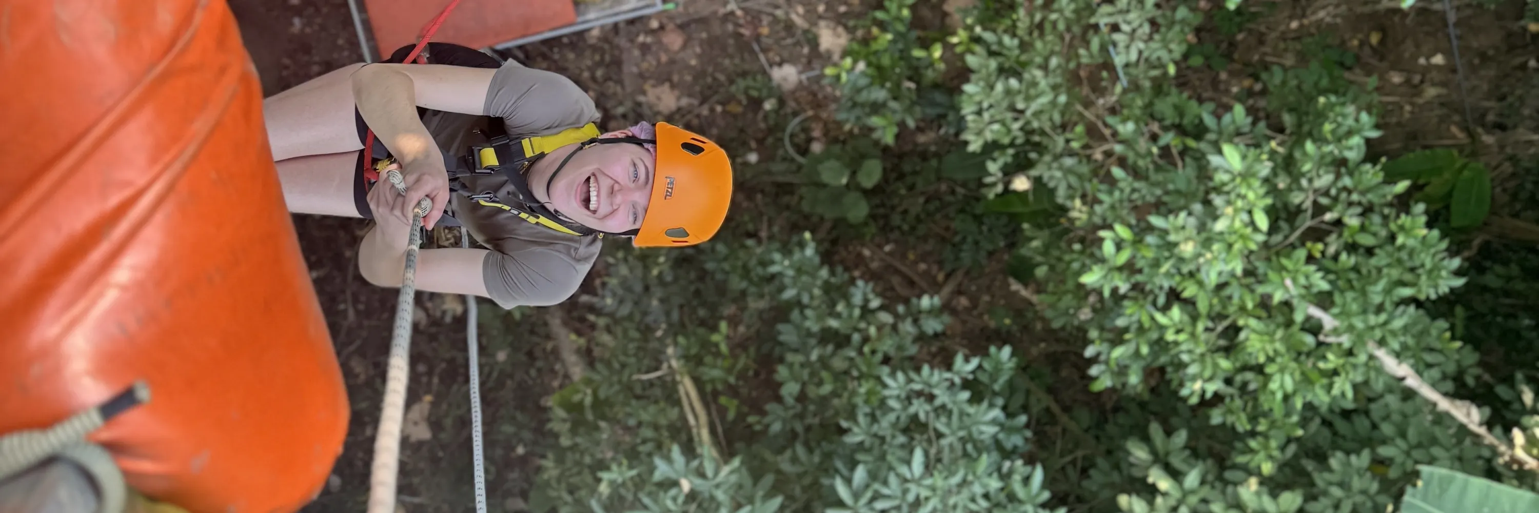 系好安全带，走下来，让丛林美得令人窒息！#ZiplineAdventure