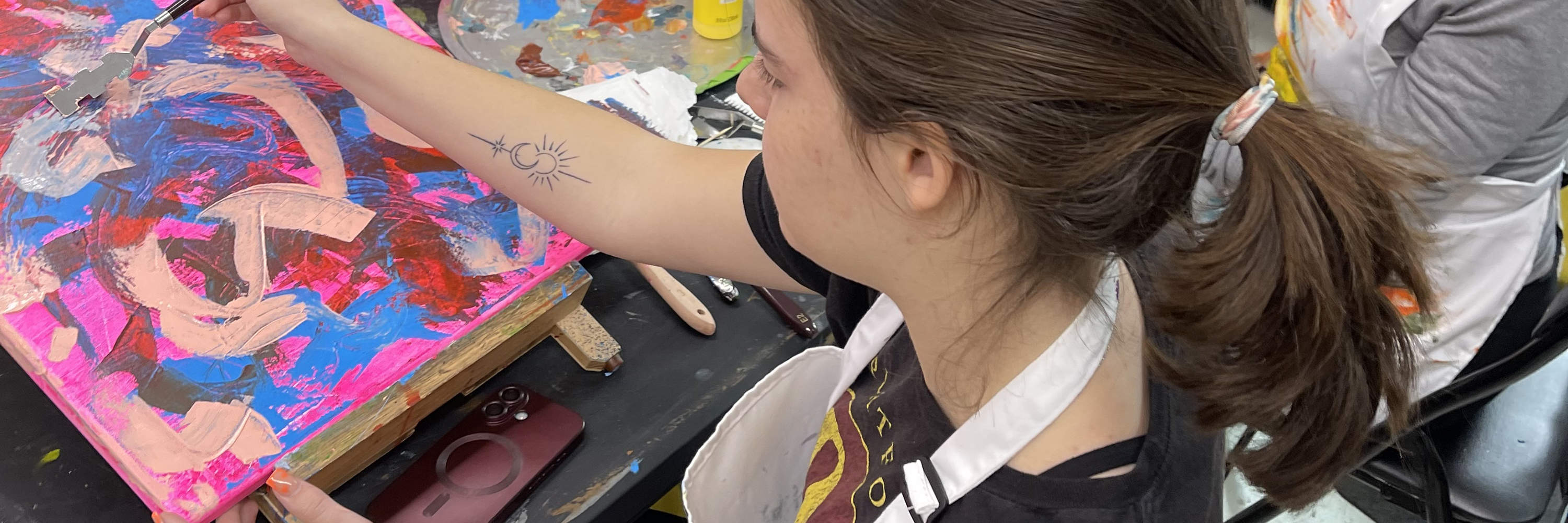 ภาพวาดนามธรรมด้วยมีดจานสีใน นิวยอร์ก