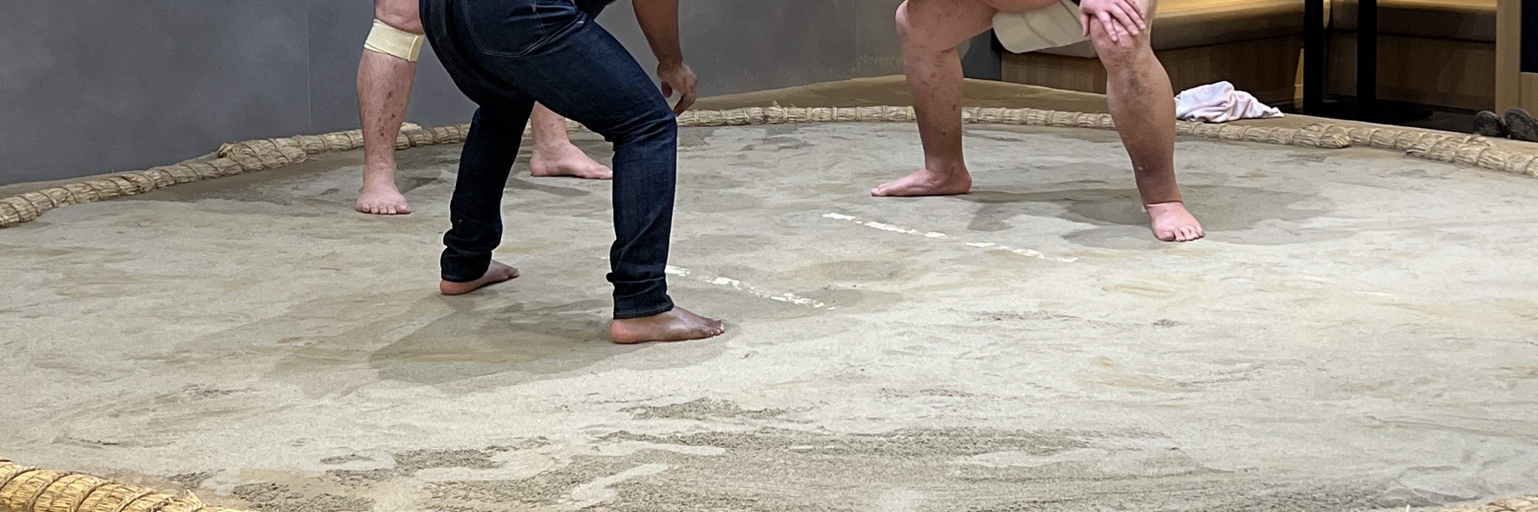 กิจกรรมเรียนรู้เกี่ยวกับซูโม่และทานหม้อไฟจังโกะมื้อเย็นในโตเกียว