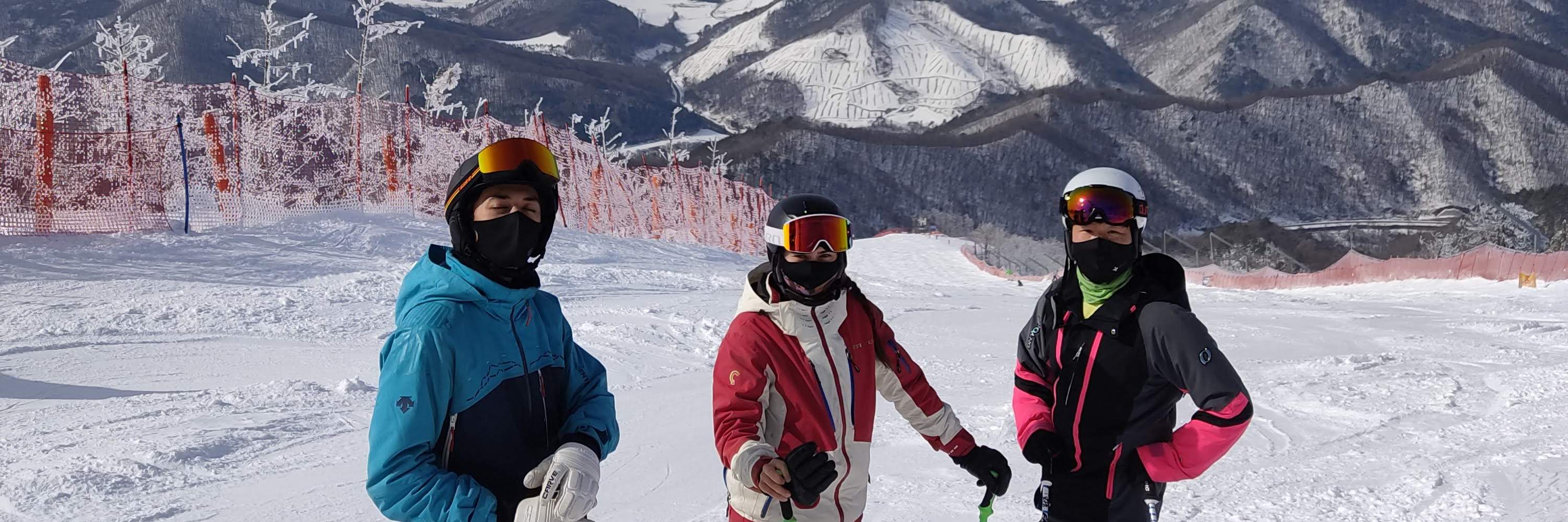 龍平滑雪場專業教練滑雪 & 單板滑雪私人課程