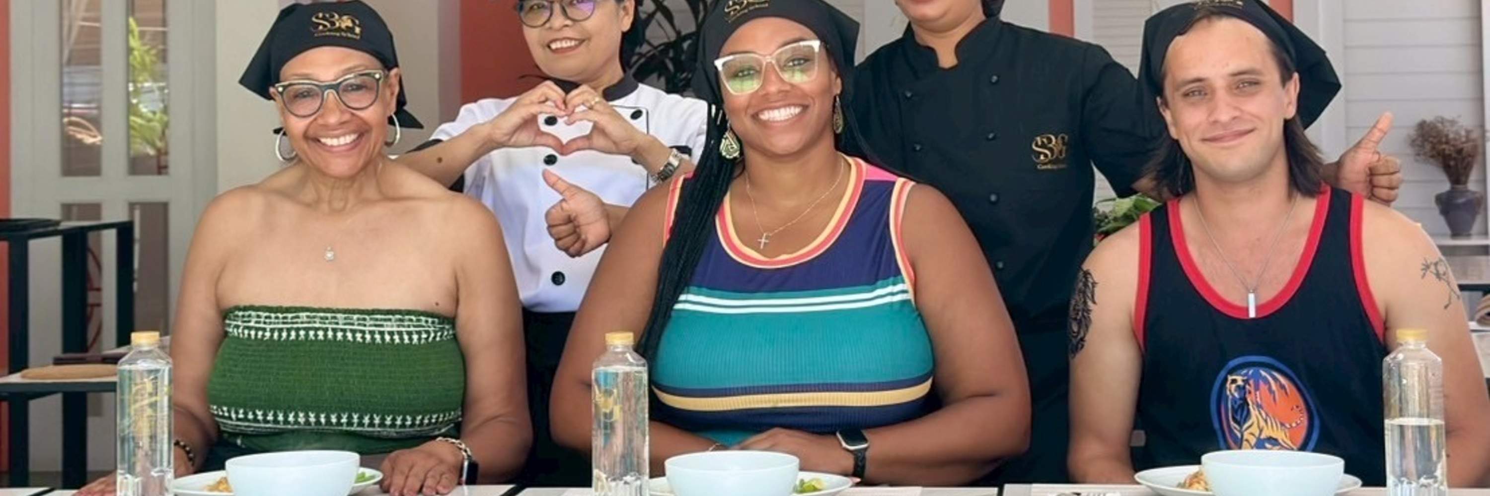 Kelas Memasak Thailand Otentik di SBG Cooking di Phuket