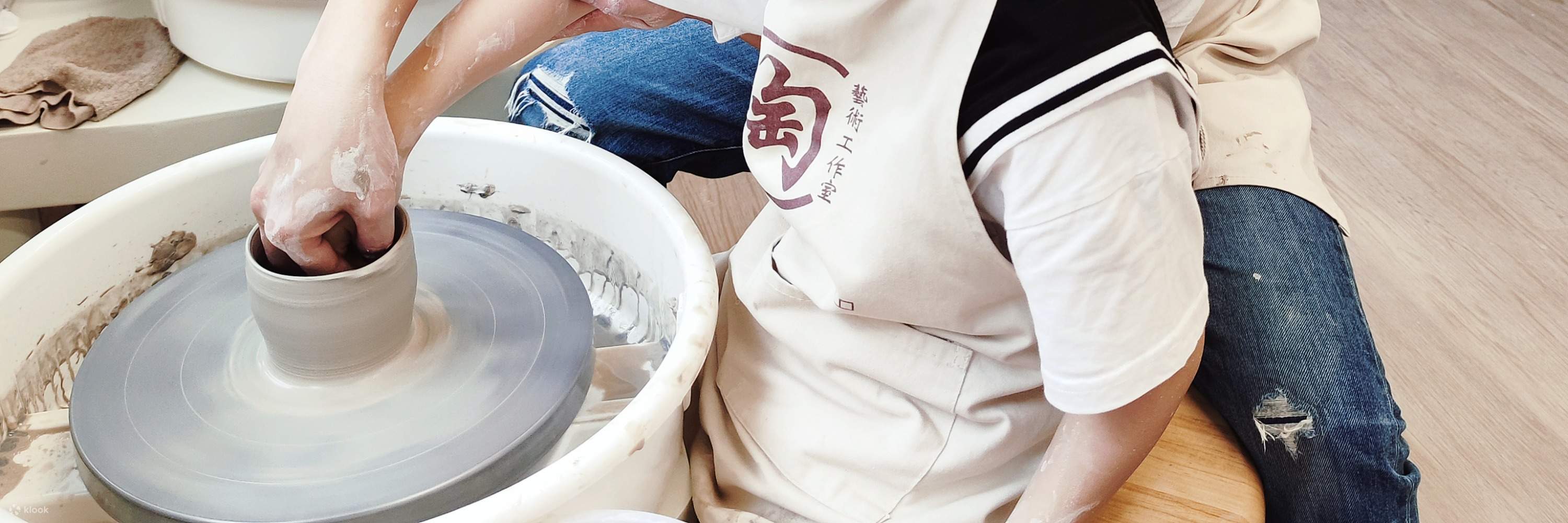 CC ART STUDIO - Cours de céramique parent-enfant｜Expérience parent-enfant de dessin ou de pétrissage à la main｜Atelier de peinture sur céramique parent-enfant｜Prince
