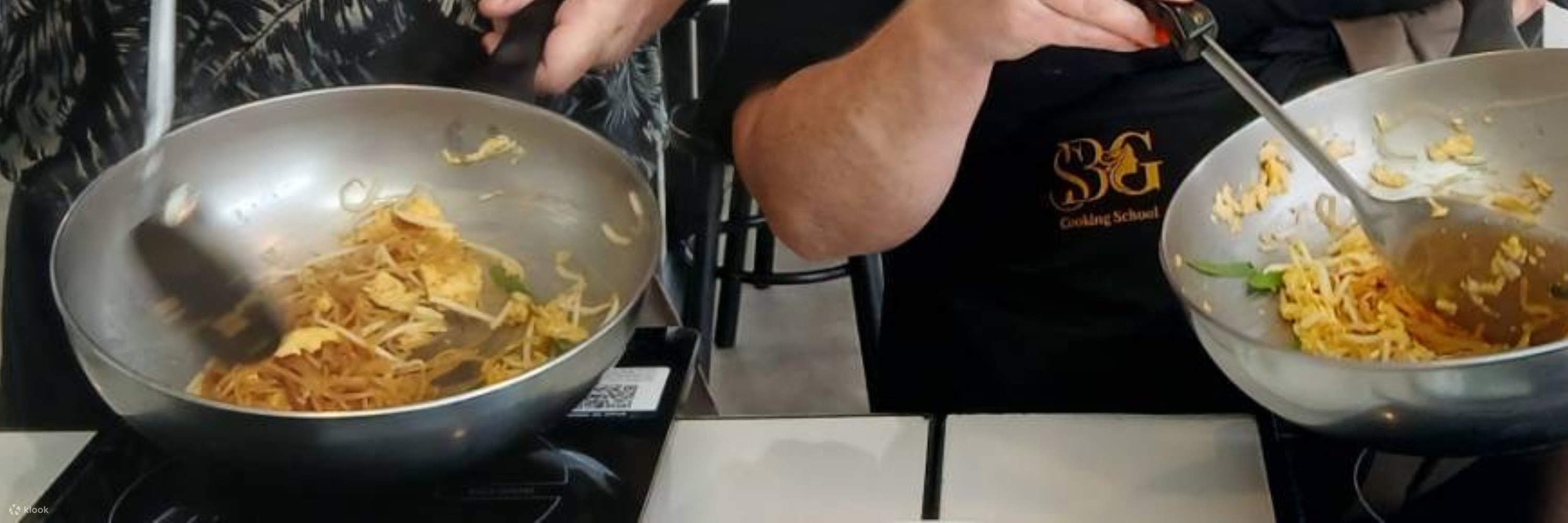 Lớp học nấu ăn Thái đích thực tại SBG Cooking ở Phuket, Patong