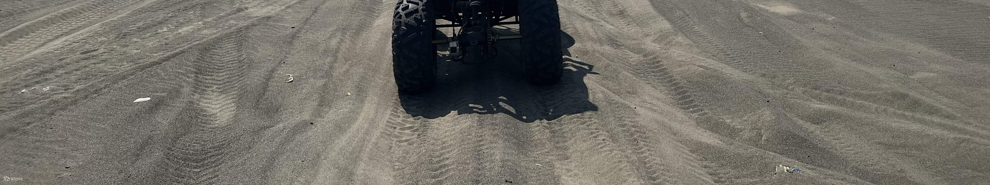 Đi xe ATV trên đồi cát ở Ilocos