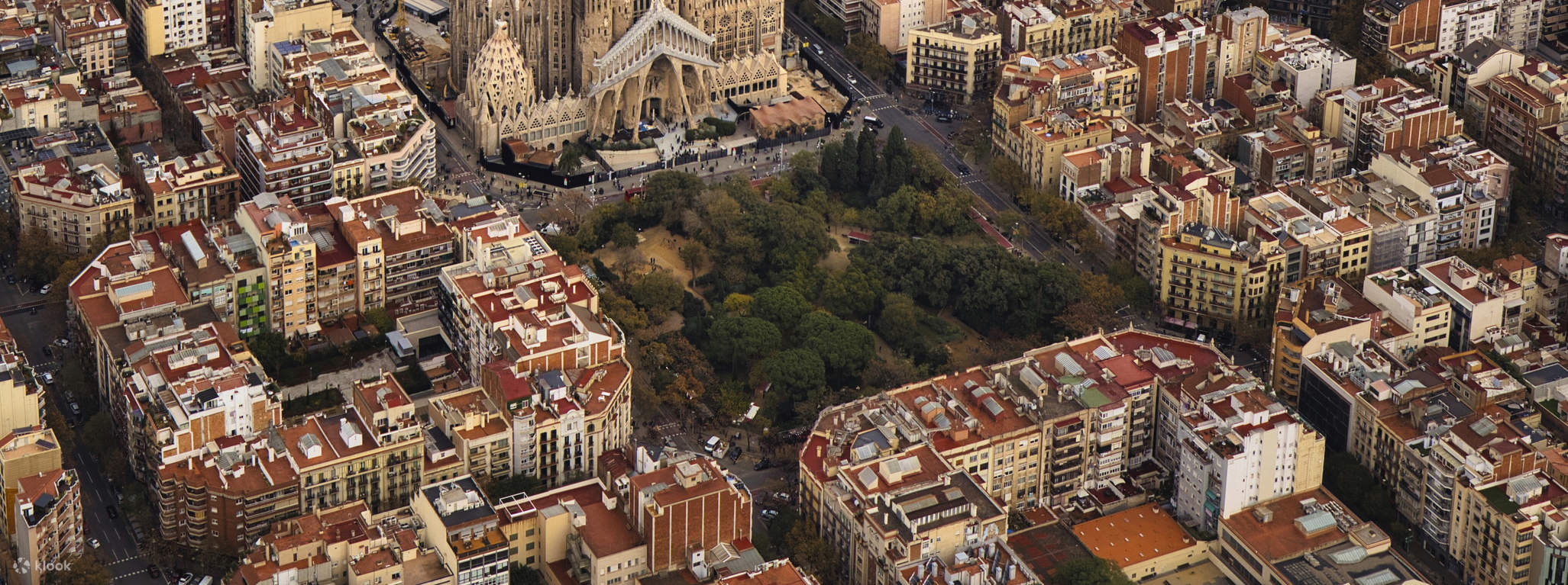 巴塞隆納直升機全景之旅