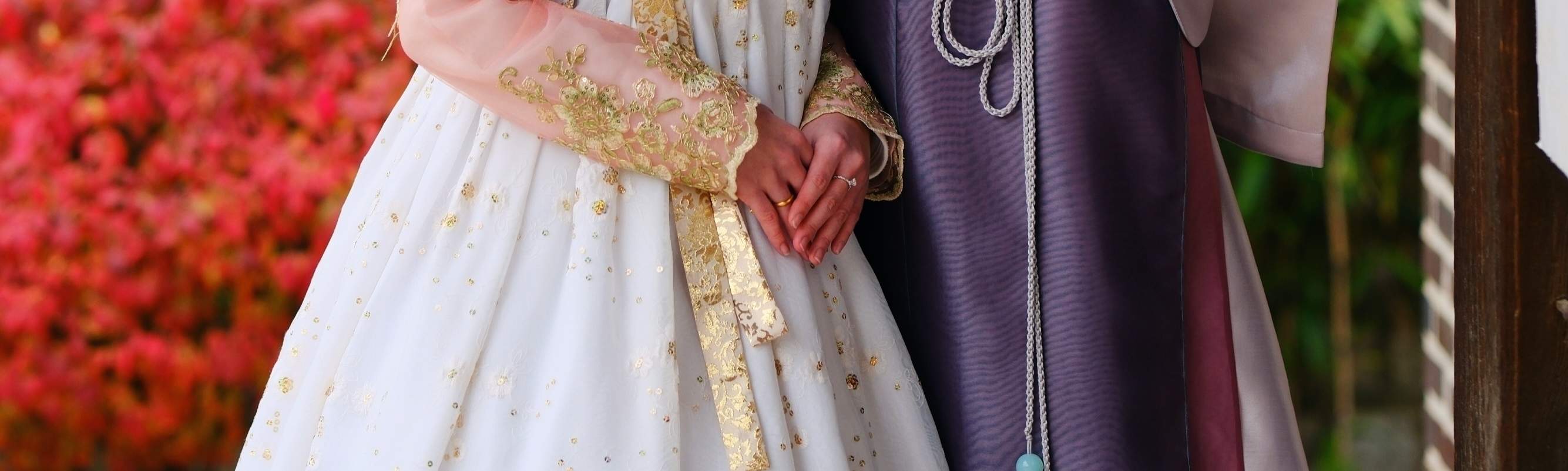 Schaffen Sie unvergessliche Erinnerungen mit Ihren Liebsten in unserem wunderschönen Hanbok. (Premium Hanbok)