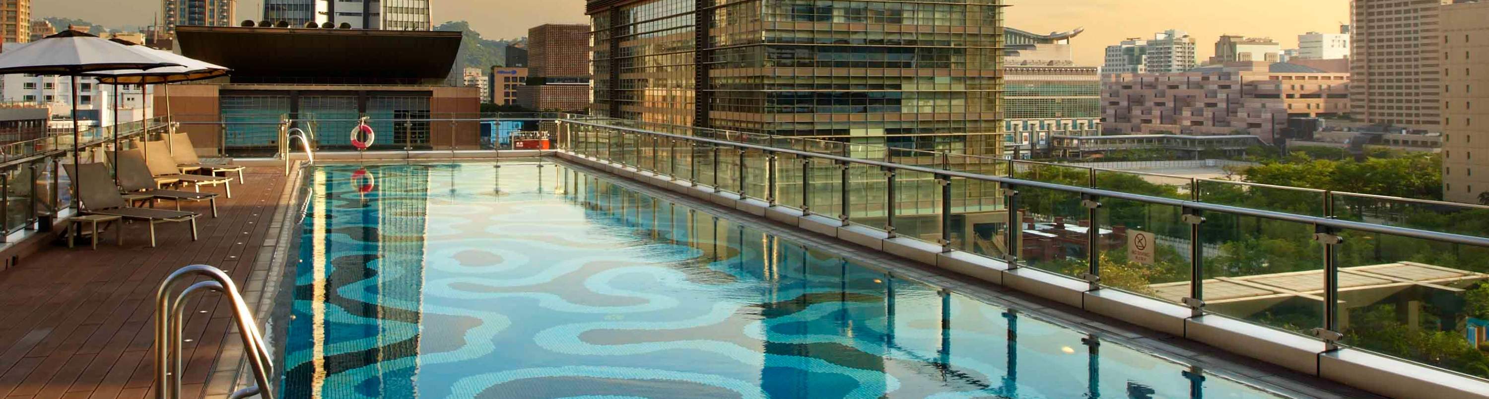 Elle Hotel Taipei, Curio Collection by Hilton Taipei 101 New Year's
