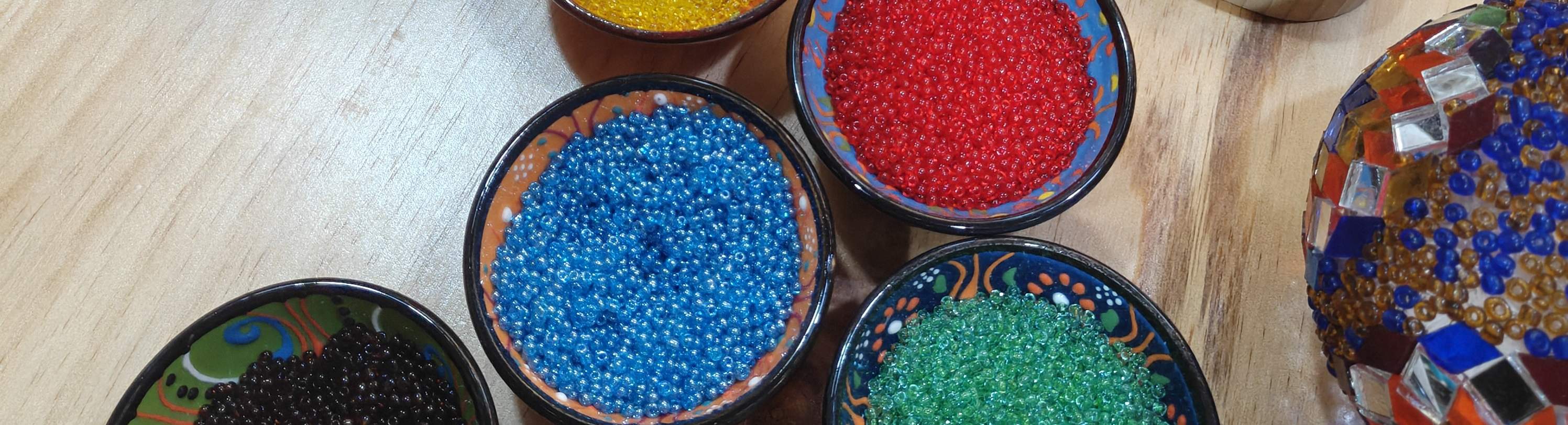 Atelier de lampes mosaïques à Singapour