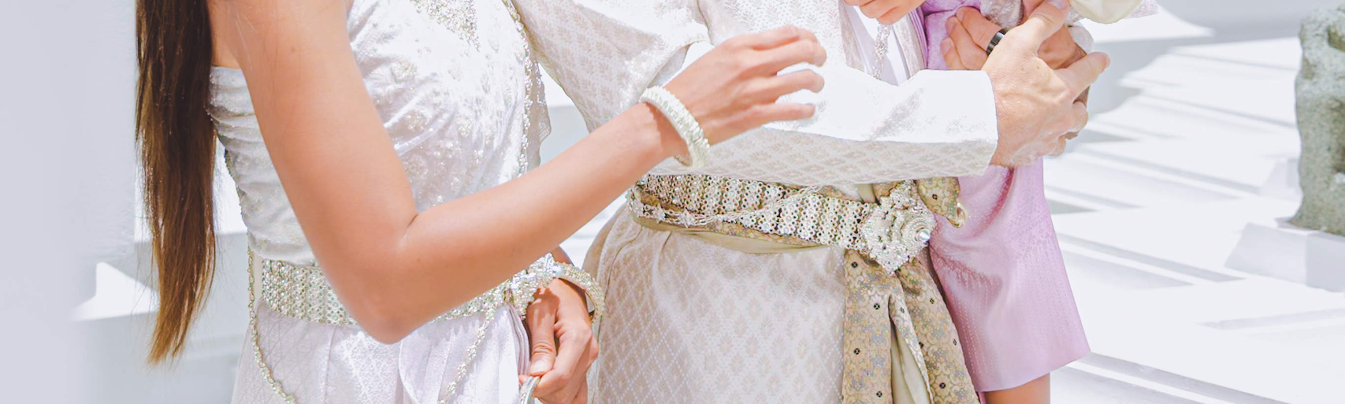 Alquiler de trajes tailandeses por Charis Thai Studio en Bangkok