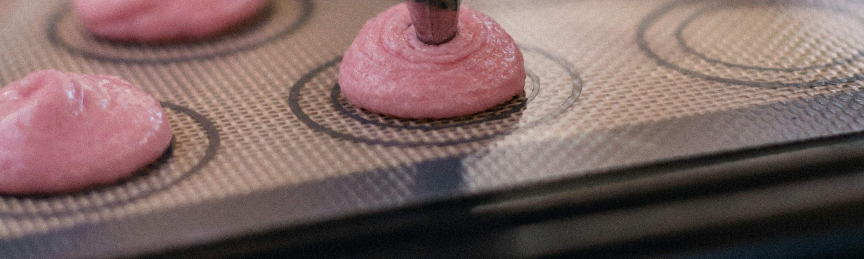 パリ発 マカロン・ベーキングクラスの舞台裏