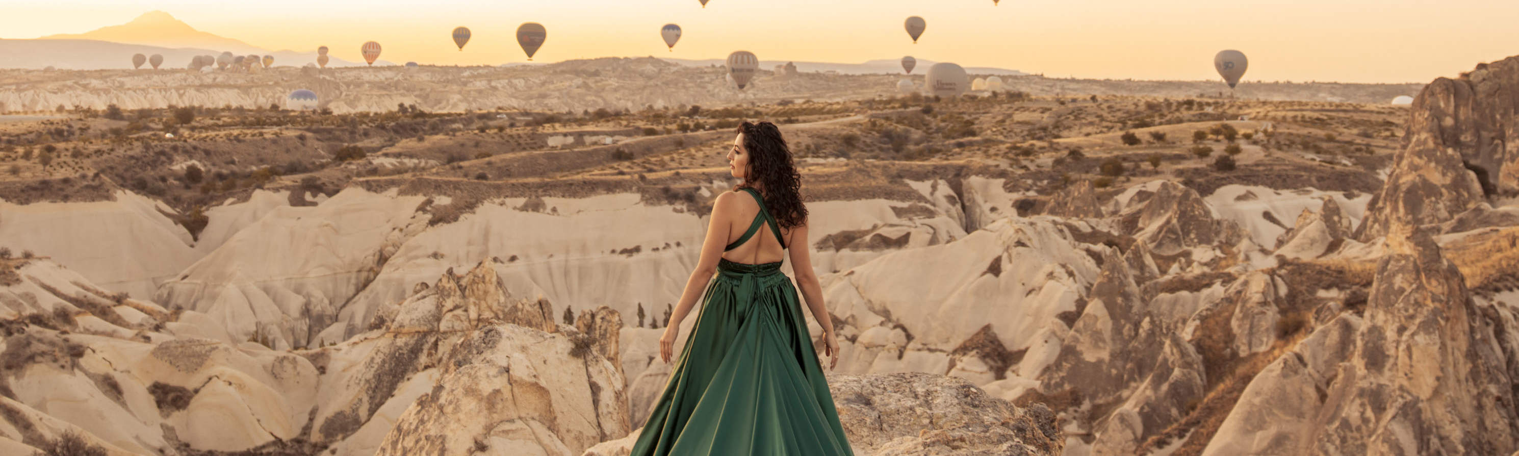 Kappadokien | Privates Fotoshooting mit fliegenden Kleidern