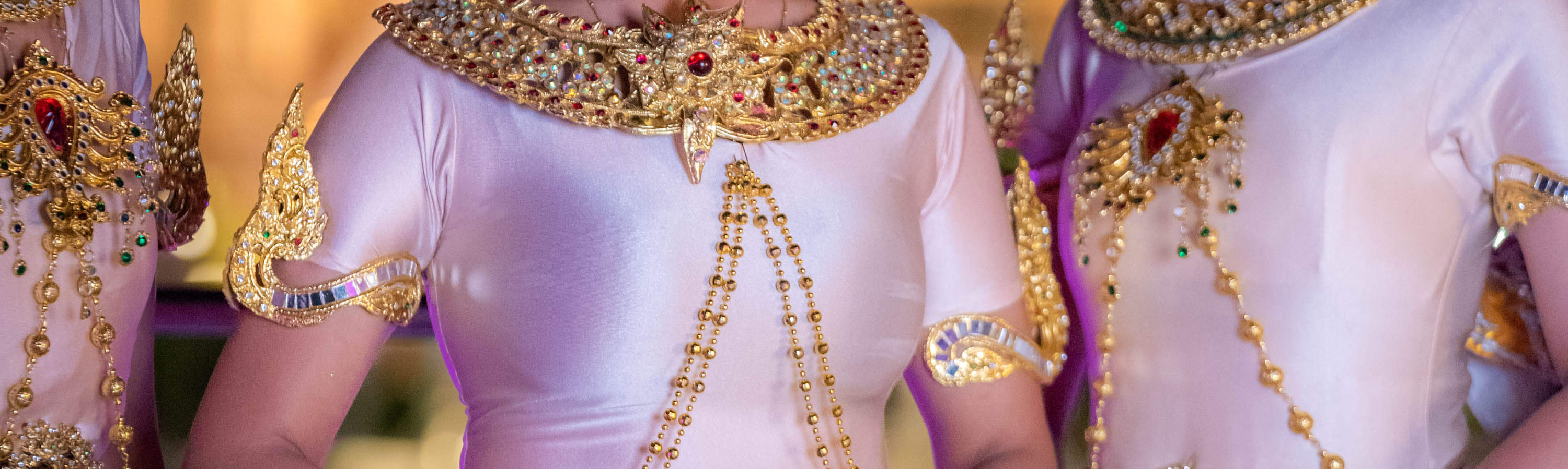 最新の豪華5つ星 バンコク チャオプラヤーディナークルーズ