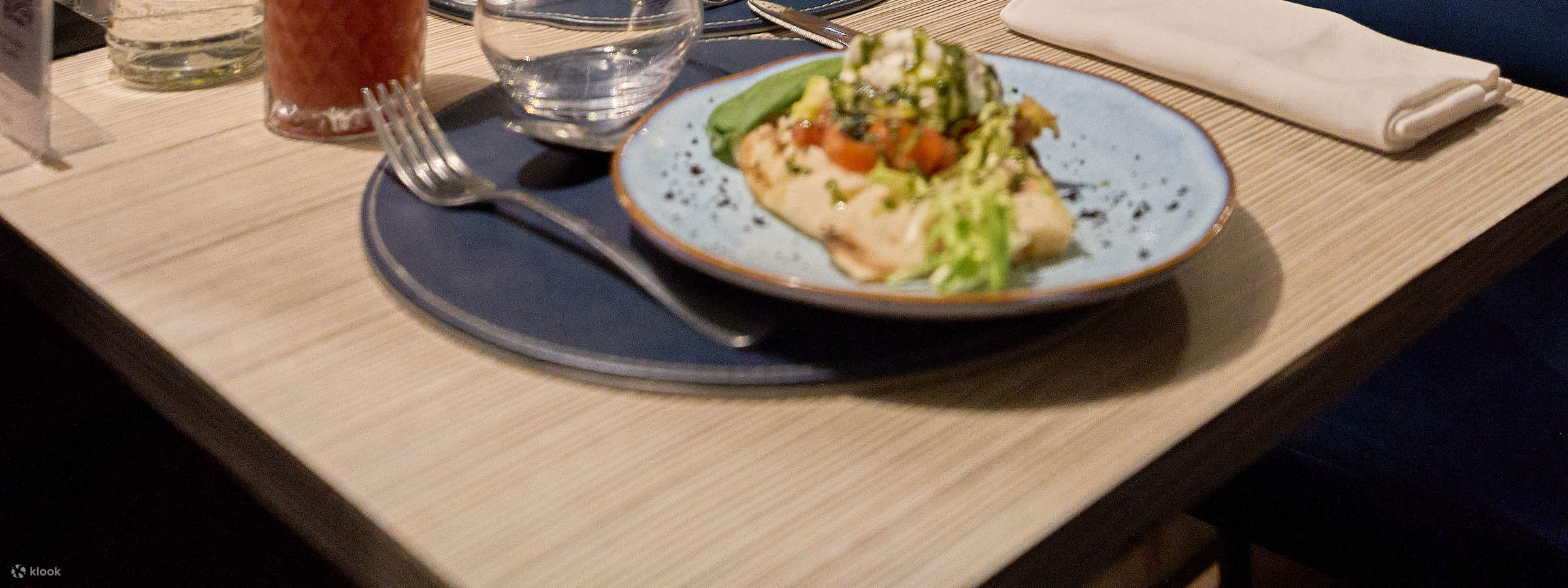 Gourmet Dinner Cruise on Seine River with Live Music in Paris