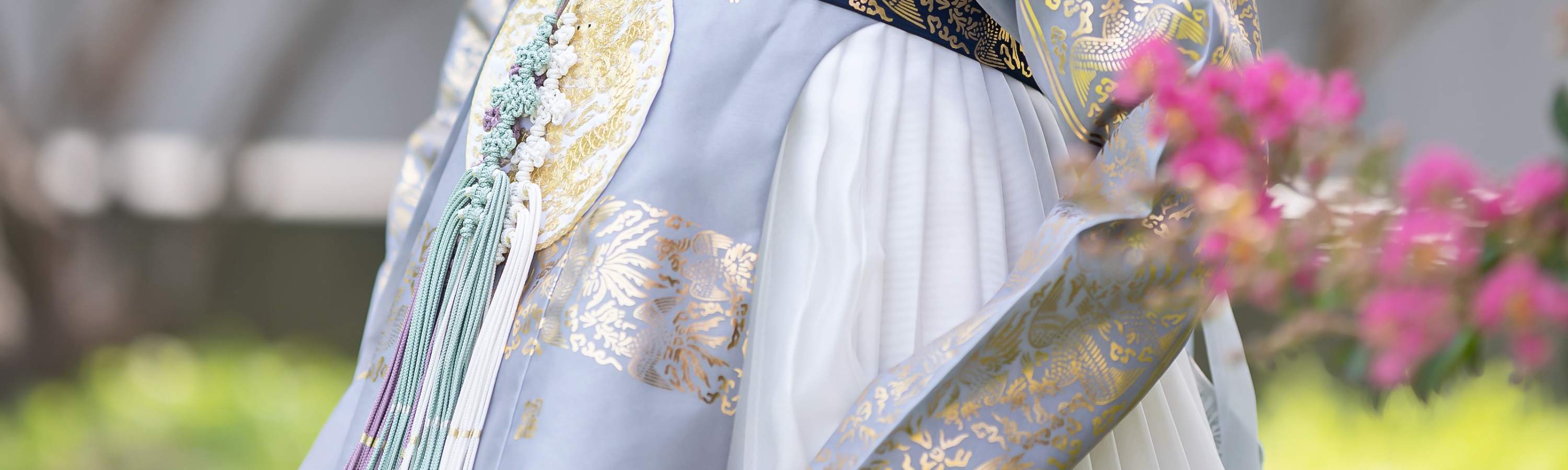 Sesi Fotografi Luar Mewah (Dengan Solekan + Cetakan Foto)