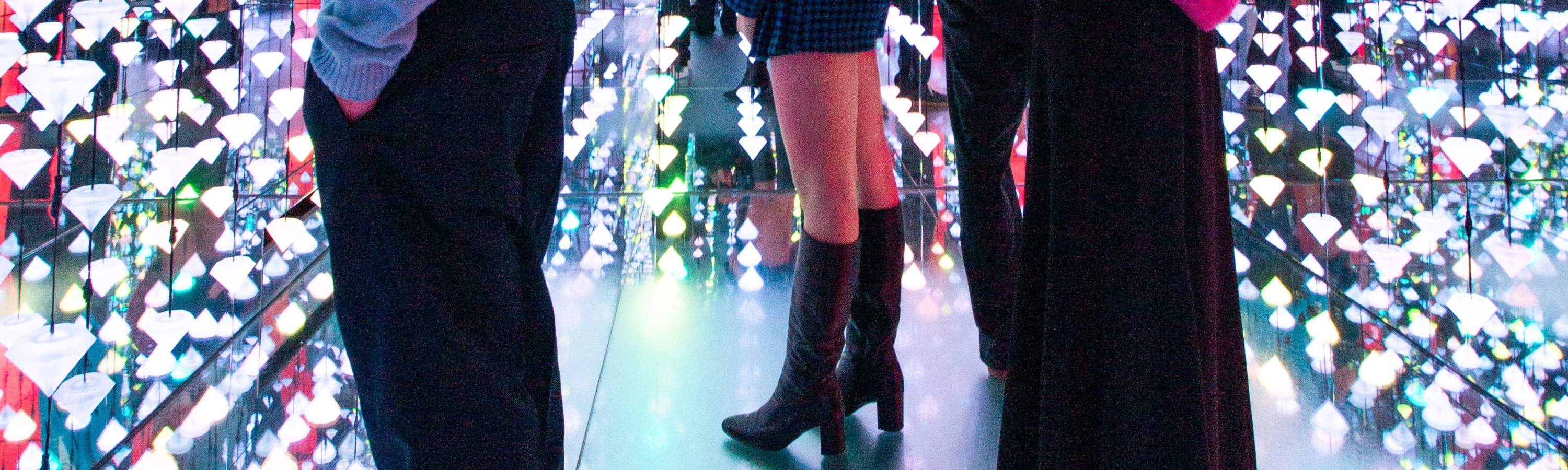 一群游客