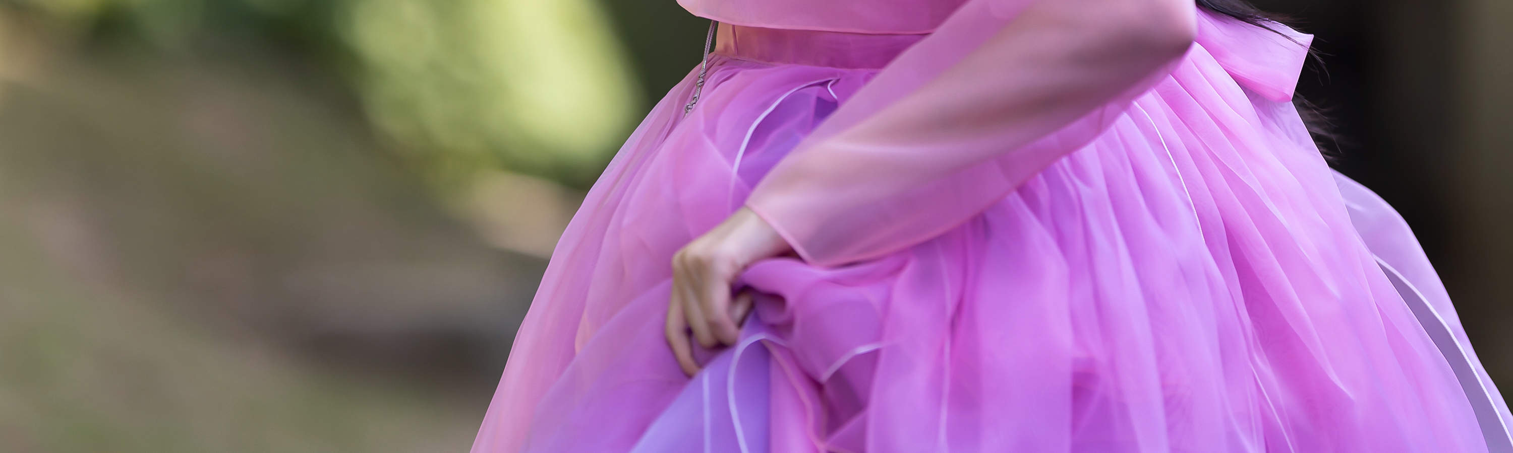 ラグジュアリー屋外写真撮影（メイクアップ＋写真プリント付き）