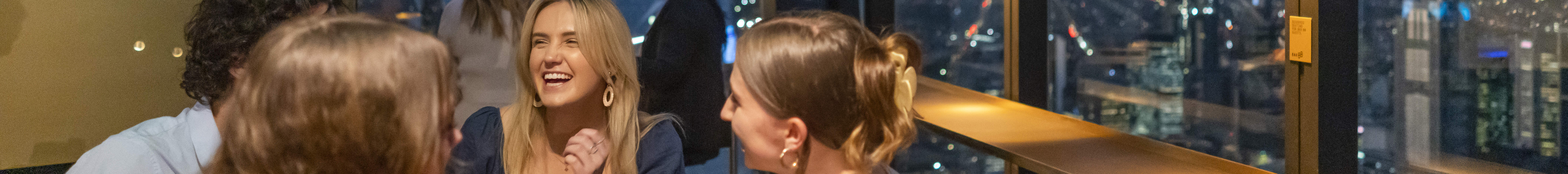 ฉากหลังอันน่าทึ่ง