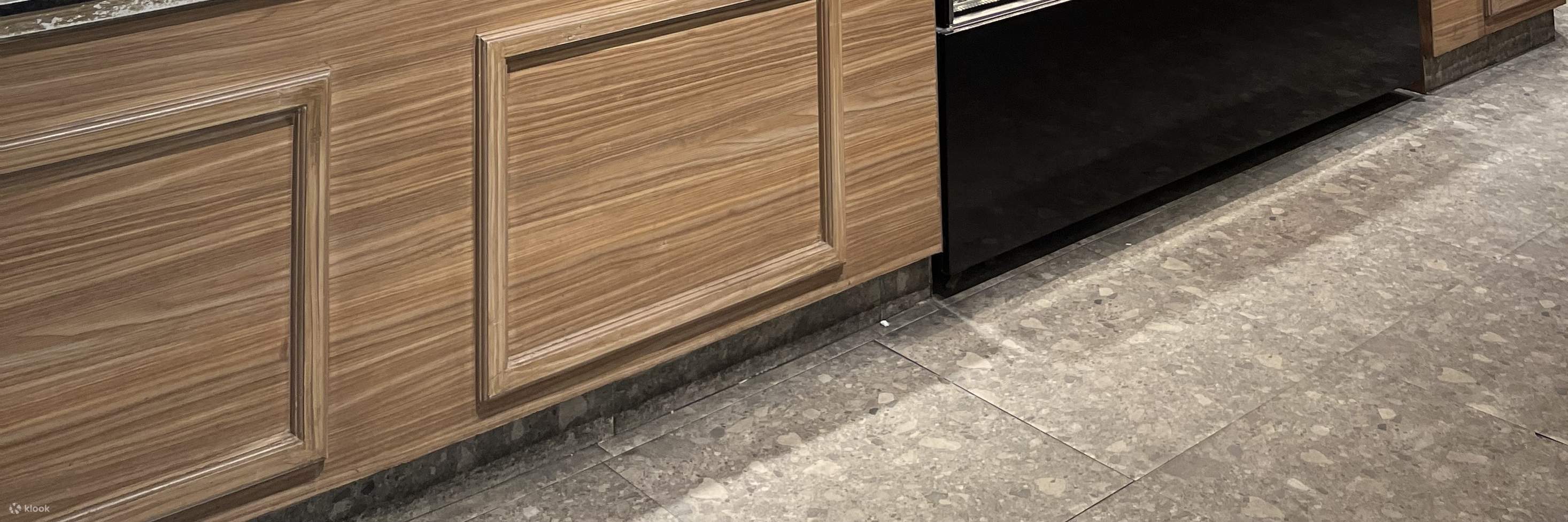 SM 칼루칸의 통 양 그릴 & 샤부샤부