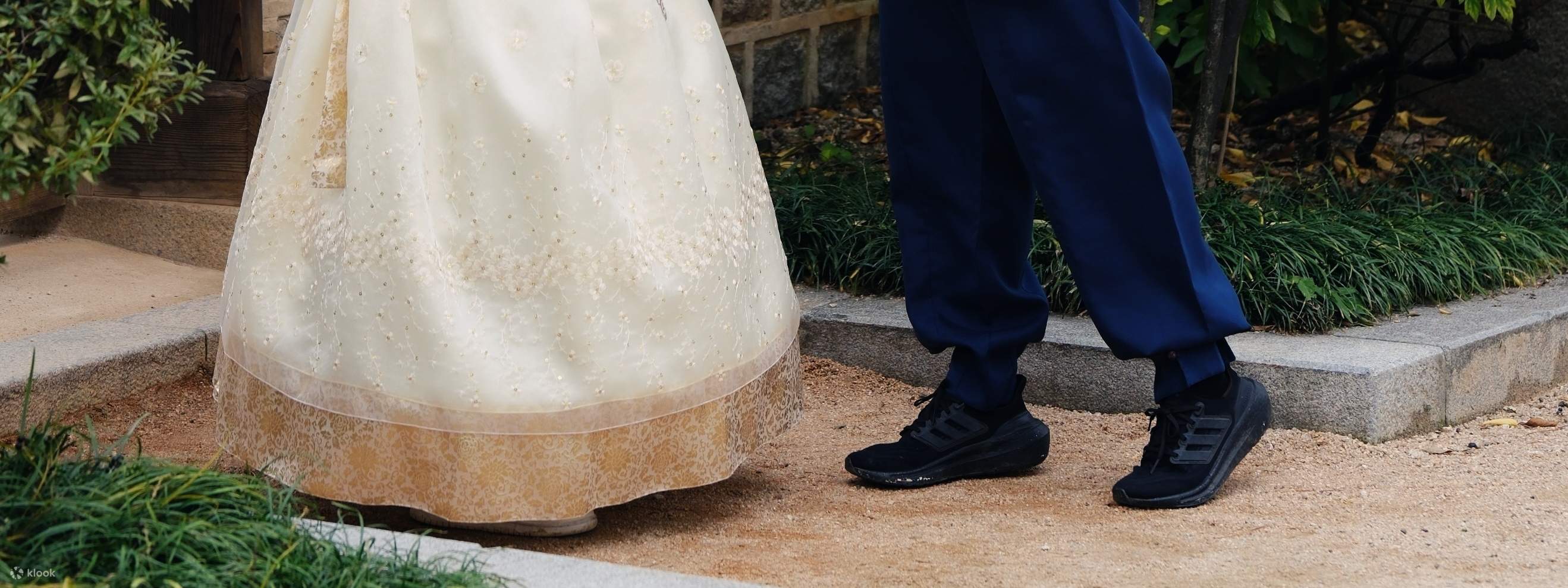 Unsere Hanbok-Kollektion für Kinder beginnt bei Größen für 1-jährige Babys. Für Kinder-Hanbok wählen Sie bitte die Kategorie Luxus-Hanbok.