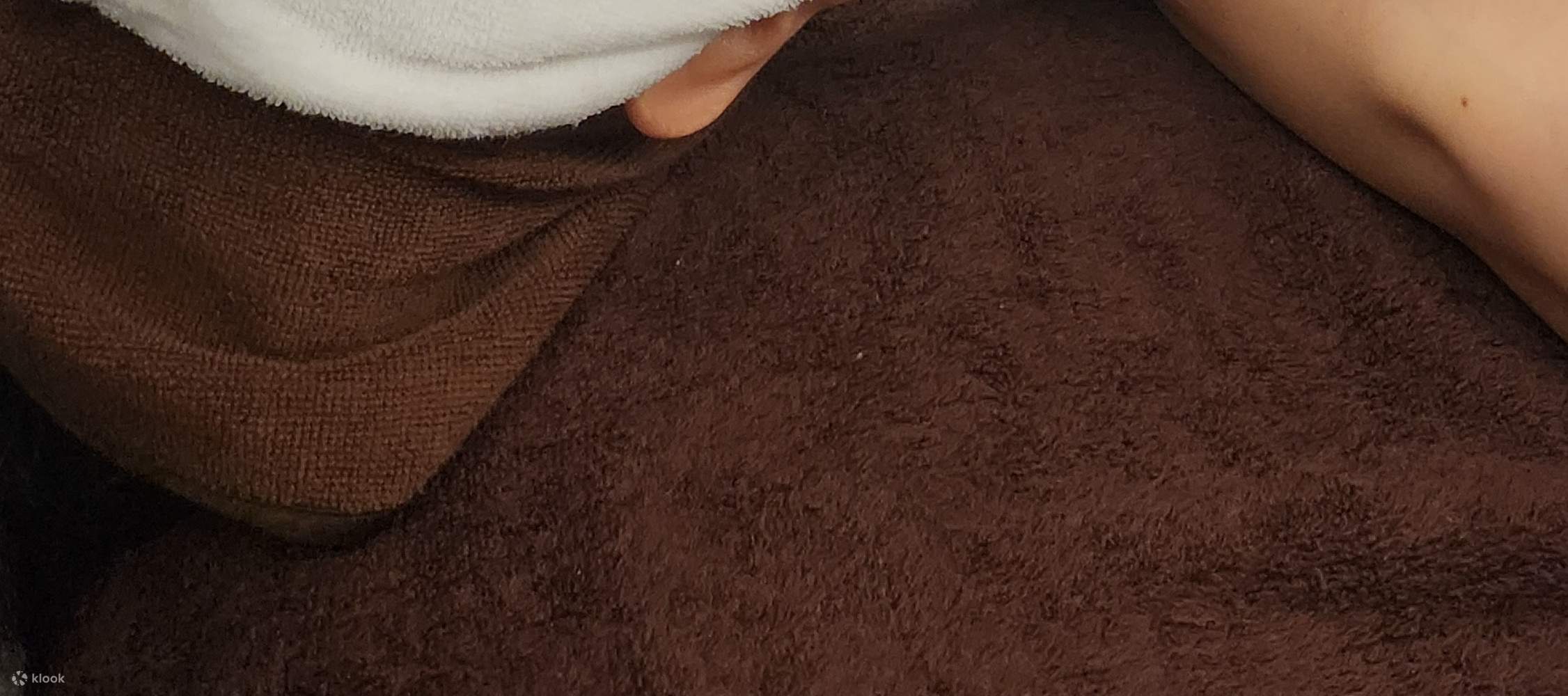 Manjakan diri dengan rawatan wajah yang menyegarkan di spa