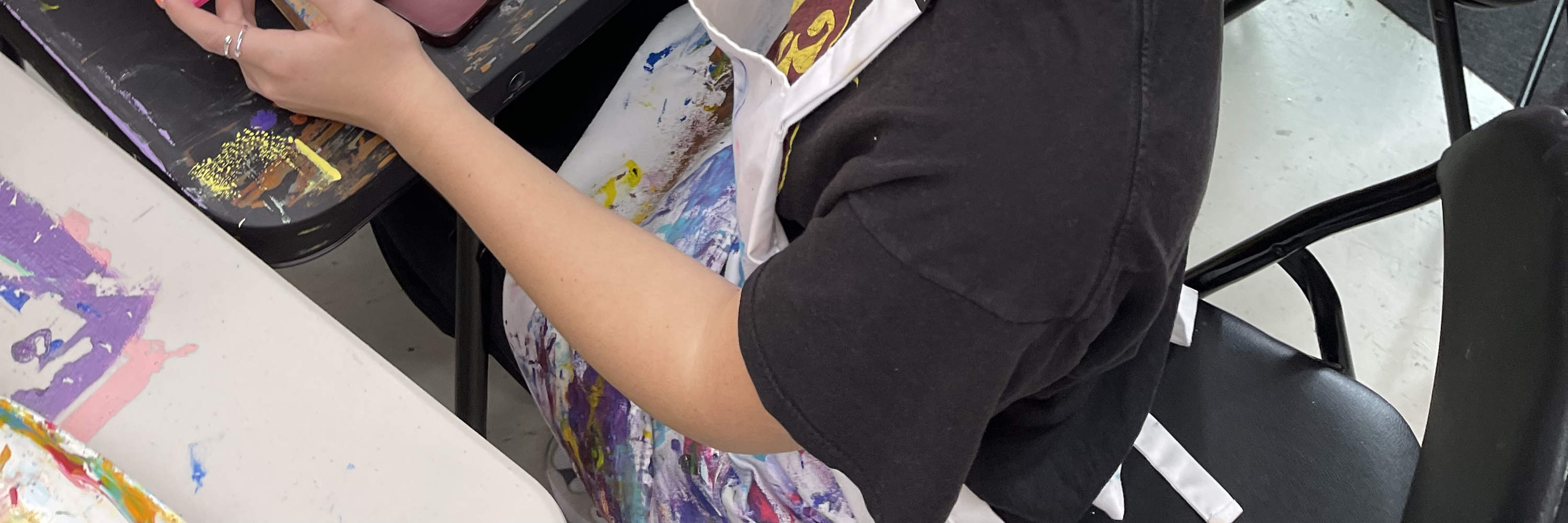 ニューヨークでのパレットナイフを使った抽象画