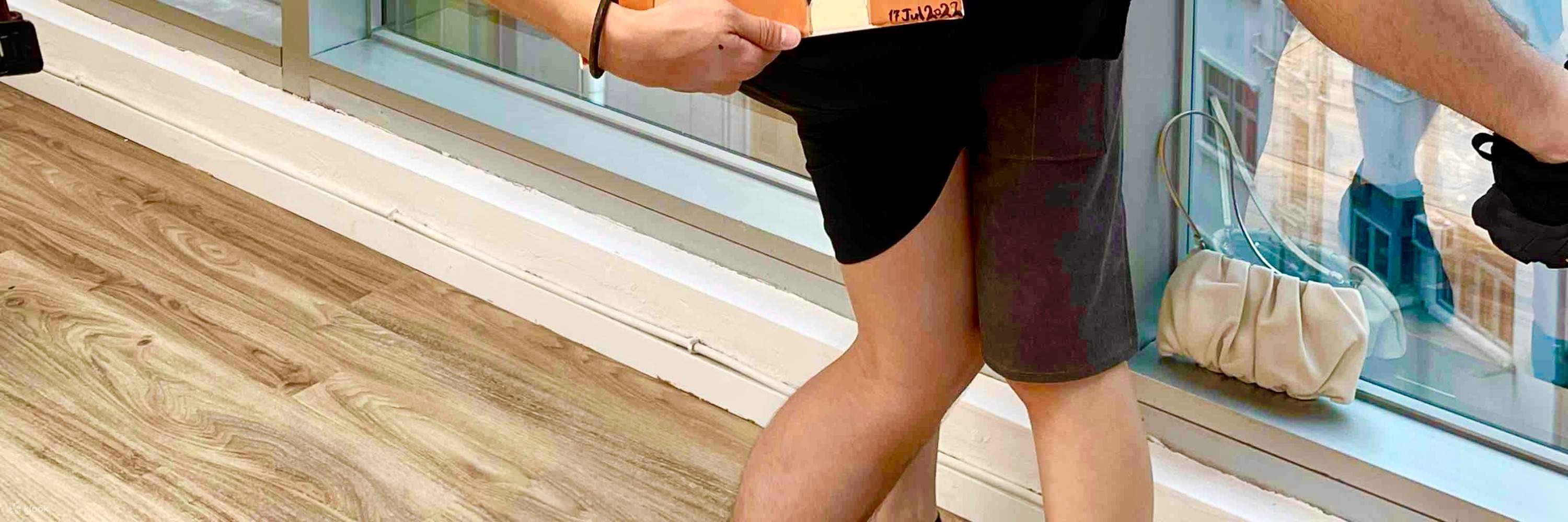 Rica Art Space - Lokakarya jamming seni akrilik｜Lokakarya lukisan tekstur｜Seni & Anggur｜Wan Chai