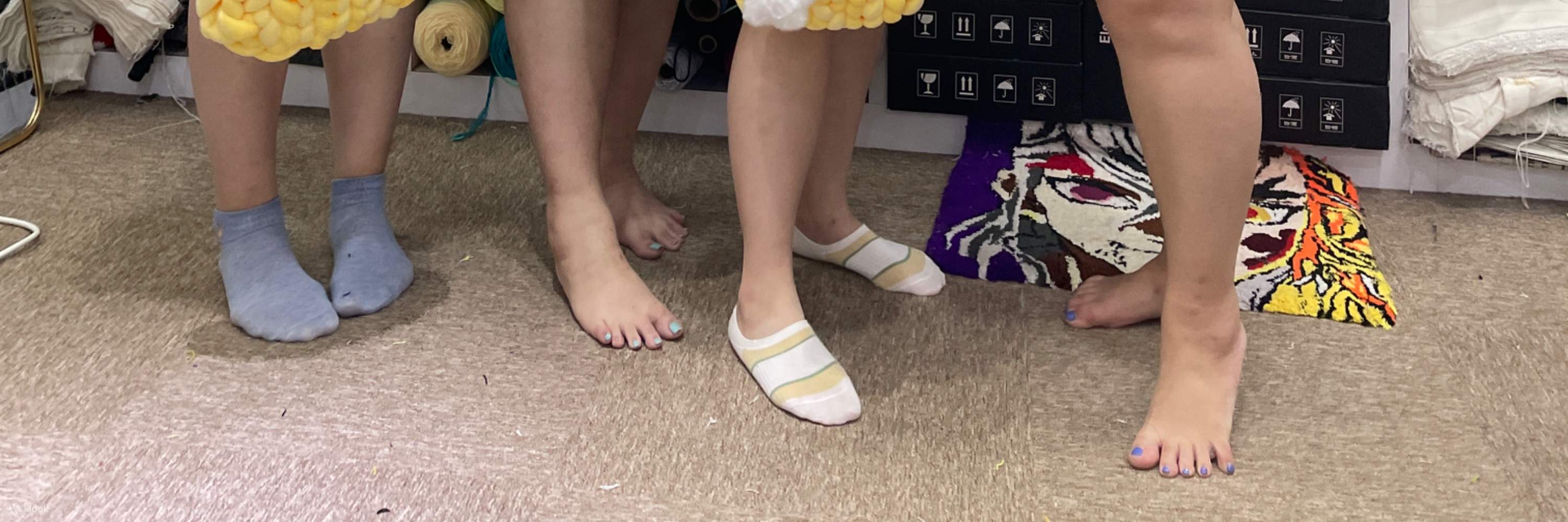 Мастер-класс по вязанию бархатной сумки вручную в Сингапуре