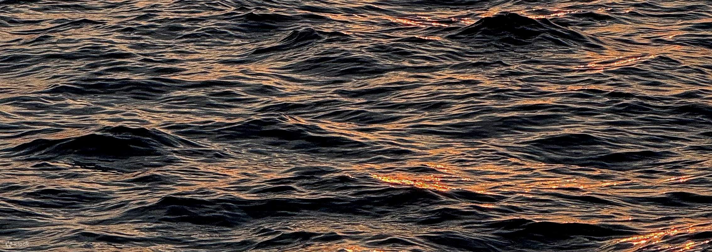 Croisière Spectaculaire au Coucher de Soleil à Istanbul : 3 Heures avec Découverte de la Rive Asiatique