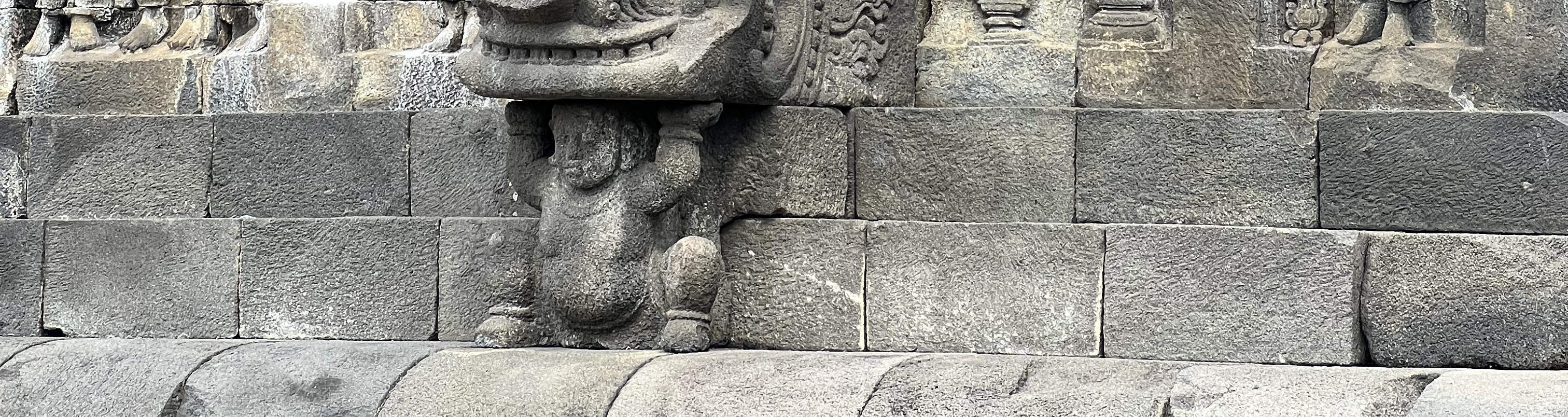 Встреча рассвета в Пунтук Сетумбу, храм Боробудур и поездка на джипах по Мерапи