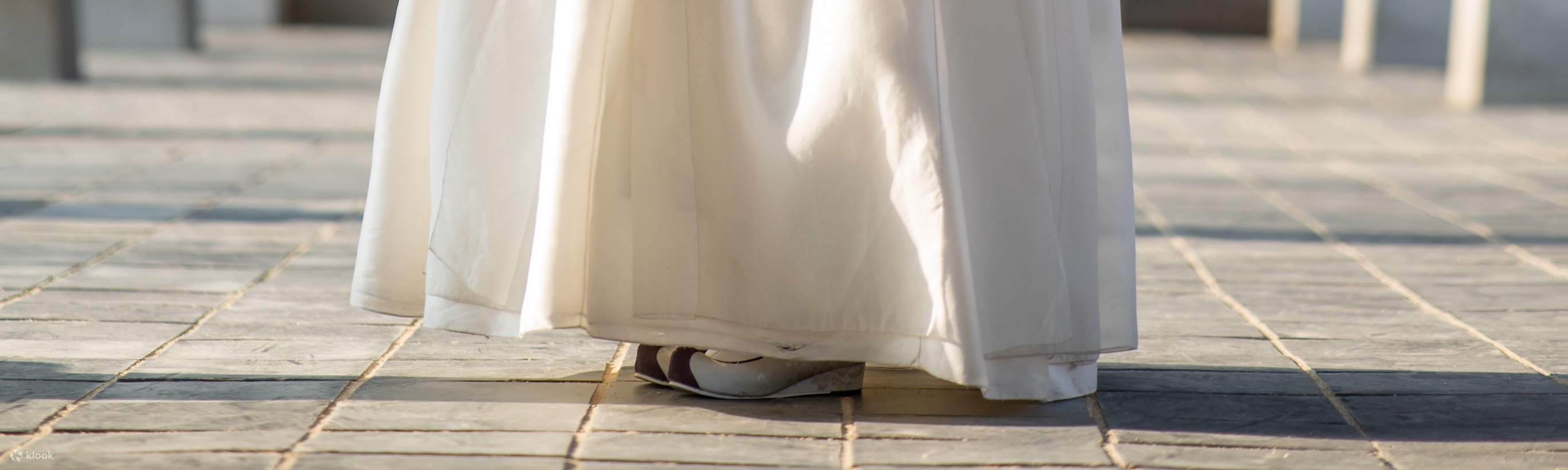 唐衣禮服（數量有限 - 額外收費30,000 KRW）