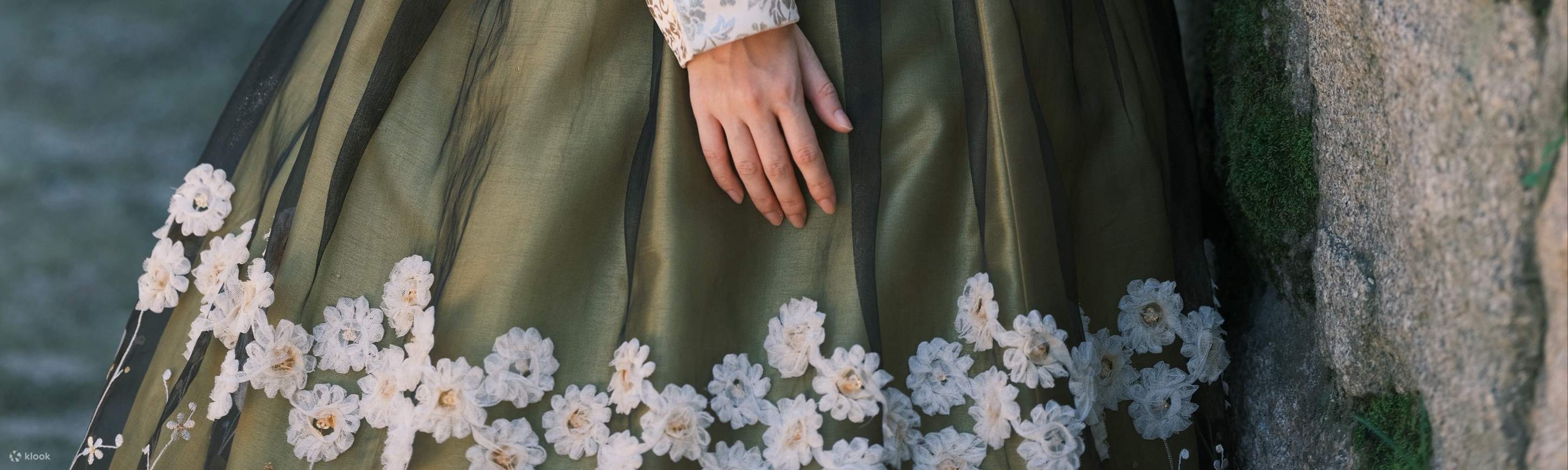 Expérience Hanbok au Palais Gyeongbokgung, Village Hanok de Bukchon, Palais Changdeokgung (coiffure coréenne incluse)