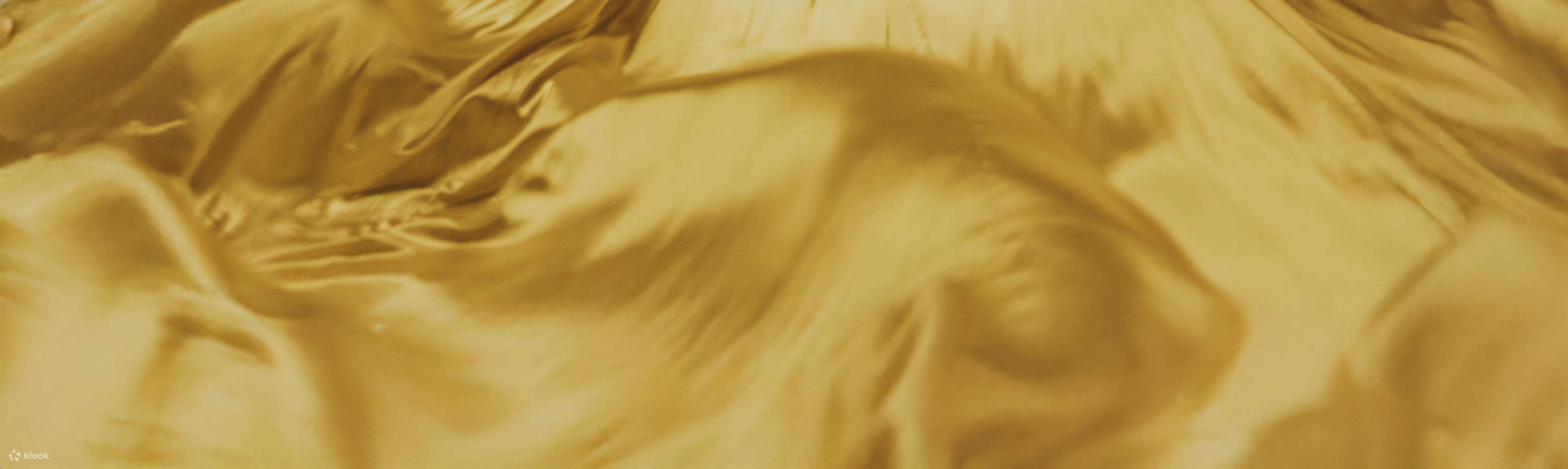 Kappadokien | Privates Fotoshooting mit fliegenden Kleidern