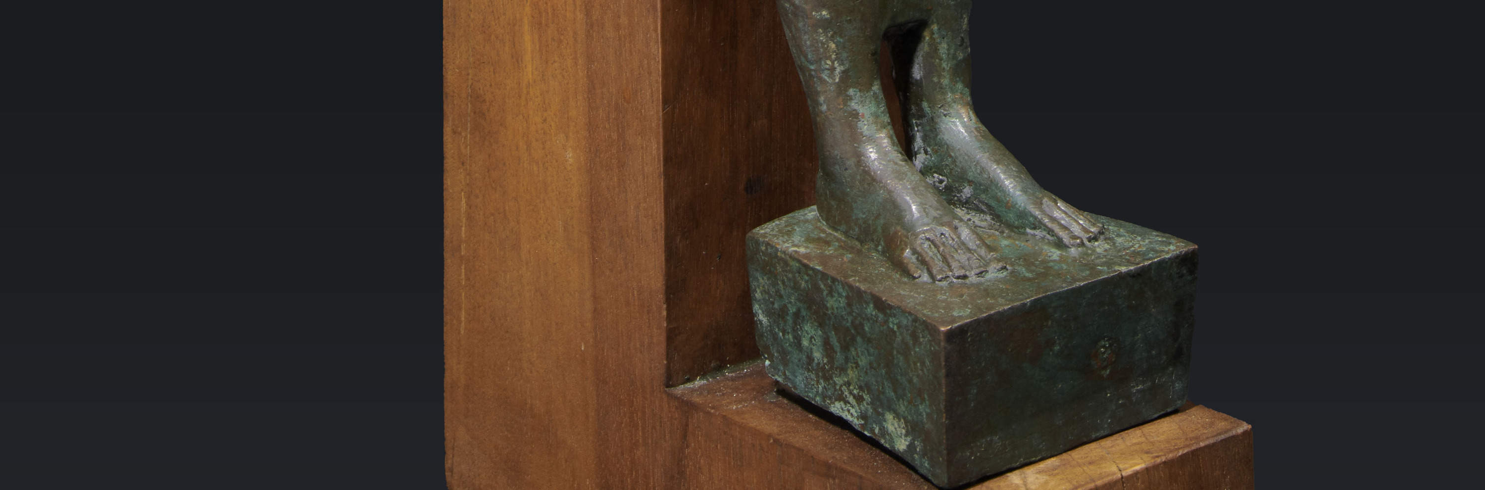 伊西斯哺育荷魯斯像 後期埃及（公元前 664–公元前 332 年） 青銅 埃及國家博物館© 埃及最高文物委員會