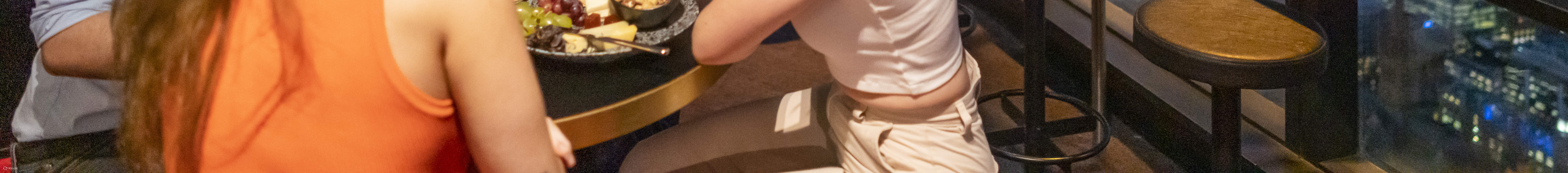 ฉากหลังอันน่าทึ่ง