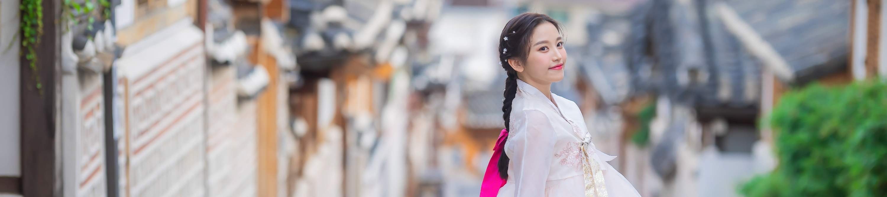 Alquiler de Hanbok Seohwa en Gyeongbokgung