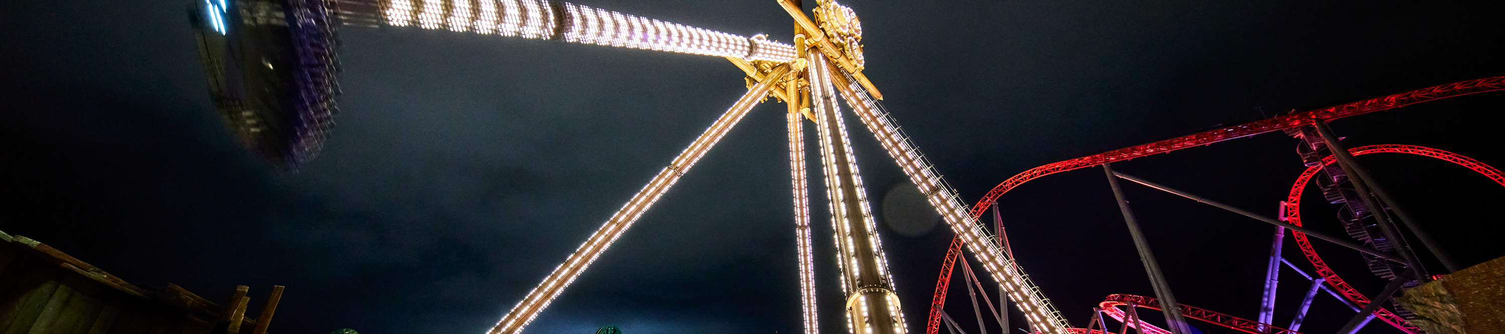 Night View of Giant Swing