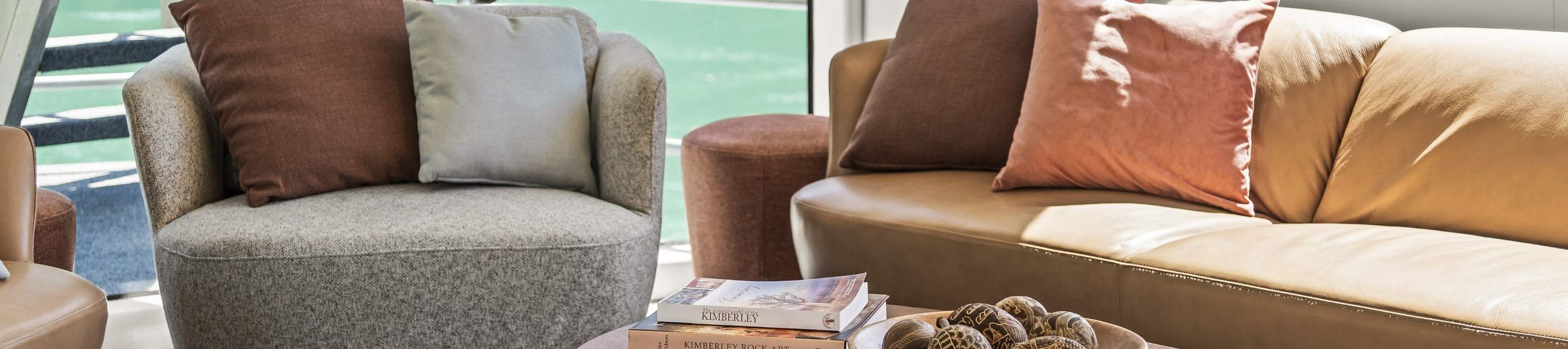 Hébergement confortable pendant la visite, assurant une expérience relaxante et agréable