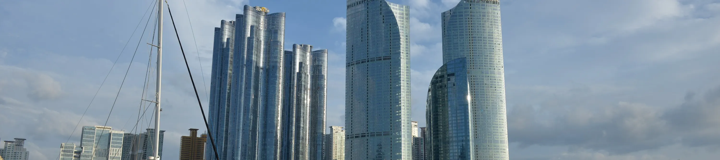 釜山