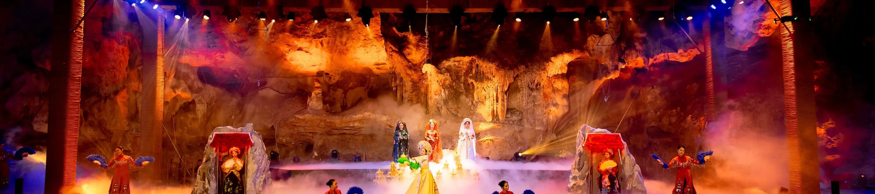龙珠洞：广宁省的餐饮与文化表演