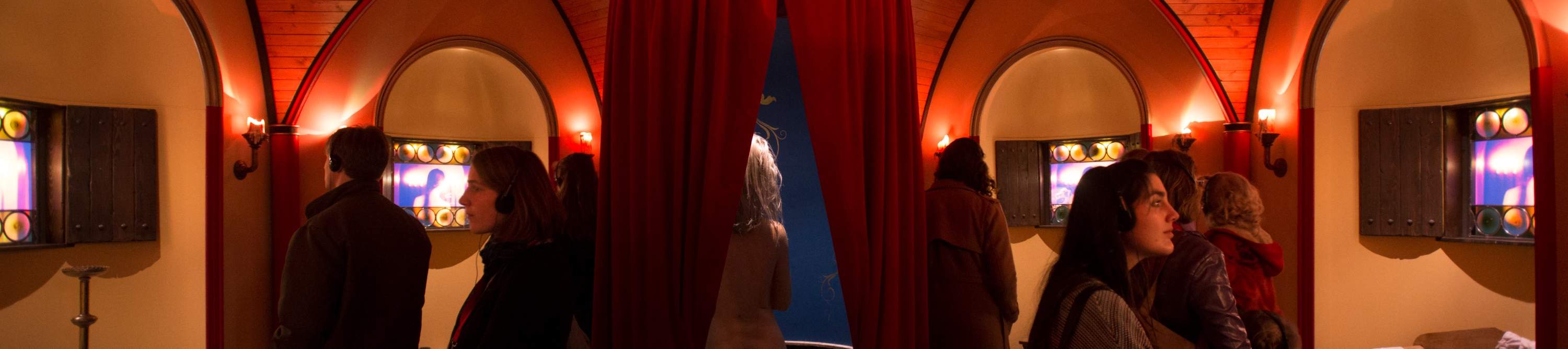 Scopri la vita quotidiana della Bruges medievale attraverso le coinvolgenti mostre dell'Historium