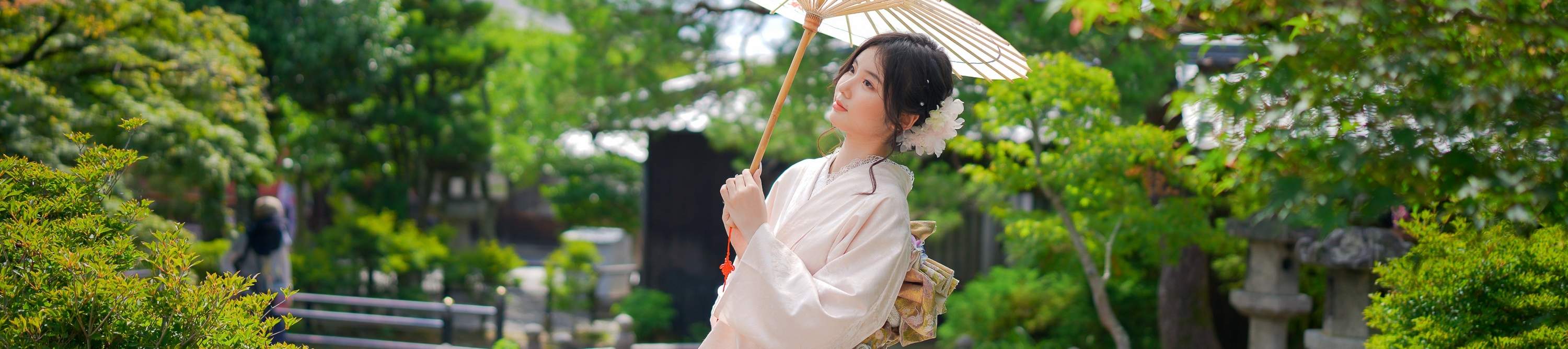 Kyoto: Personalized Commemorative Photo Shoot Service