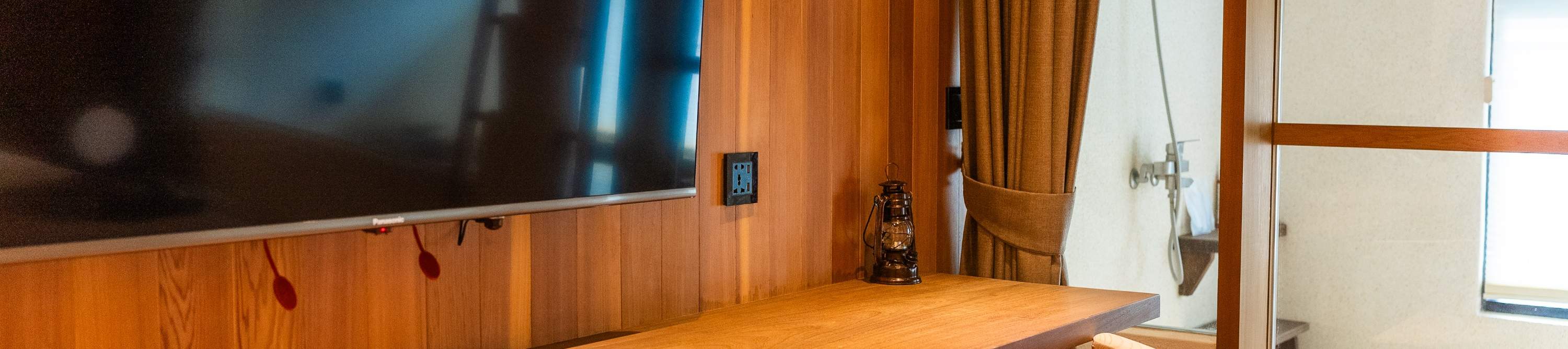 宜兰礁溪: 呆水温泉 - 汤屋泡汤・午餐