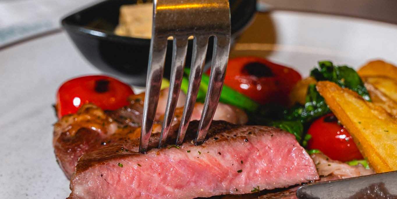 Deja Brew Lifestyle Cafe at Centara Life Hotel Bangkok Phra Nakhon