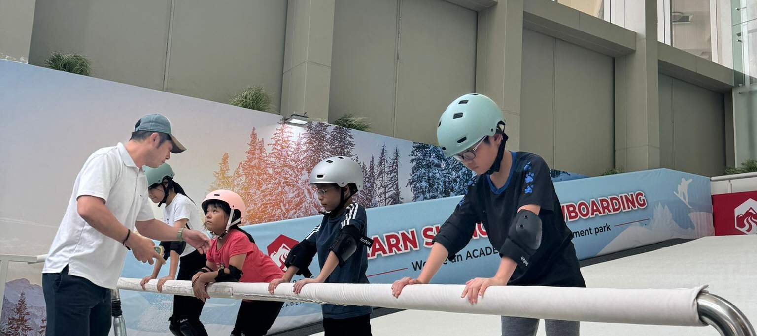 スキー・スノーボードレッスン（シンガポール）